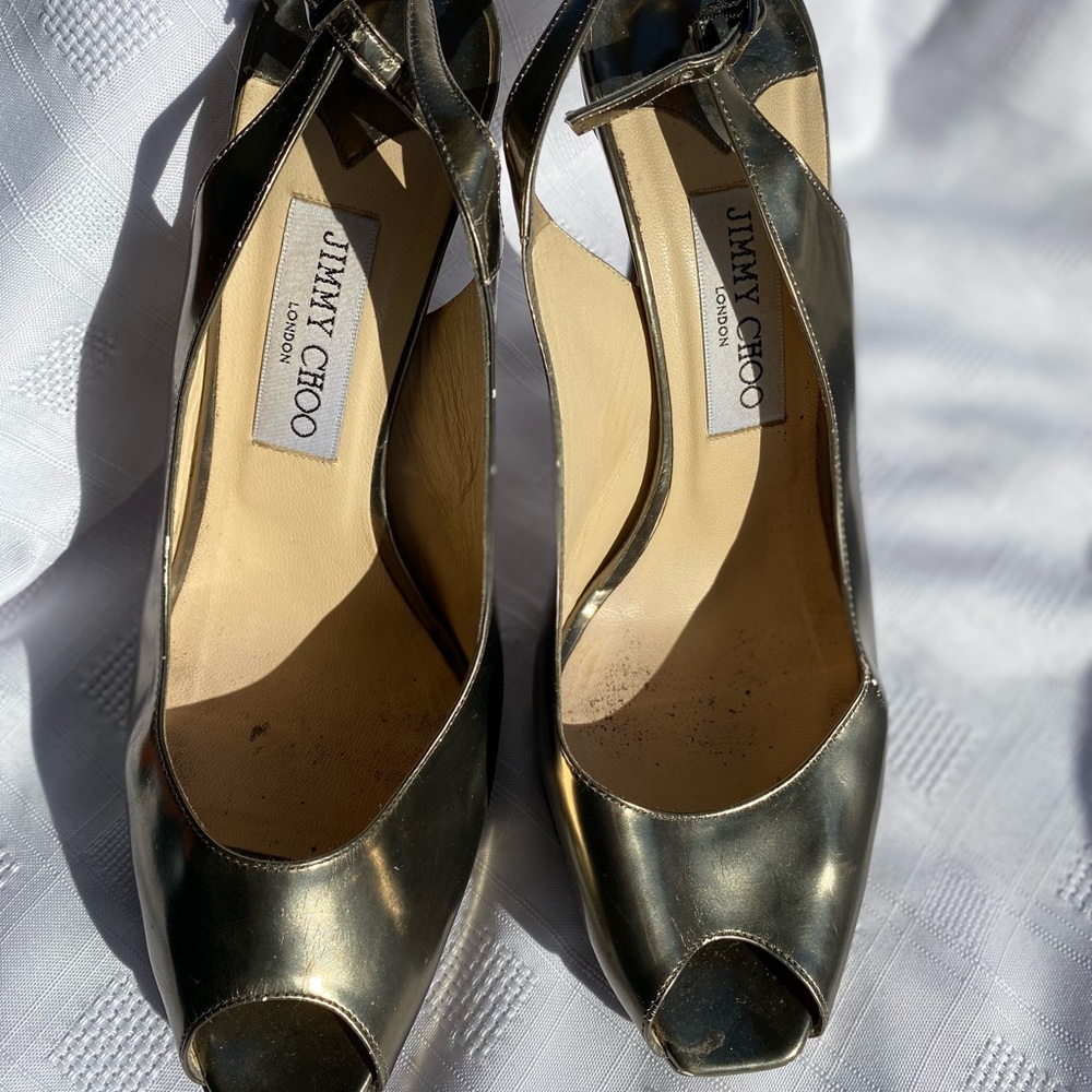 JIMMY CHOOSE Goldish Colored Party Shoes Needs Repair 39